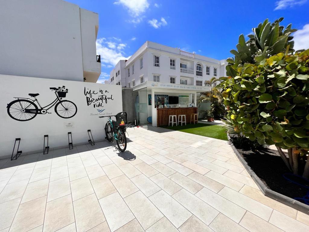 Bristol Sunset Beach Private Apartment 코라레호 외부 사진